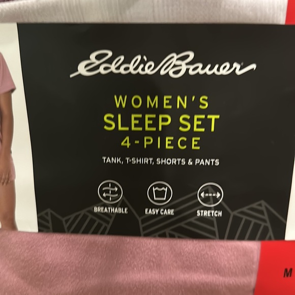 Pajama Set - Picture 4 of 7